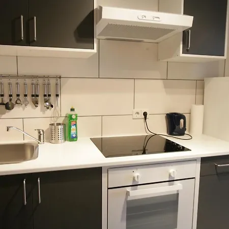 Schoenes Mit Direkten Einkaufmoeglichkeiten In Apartment Karlsruhe